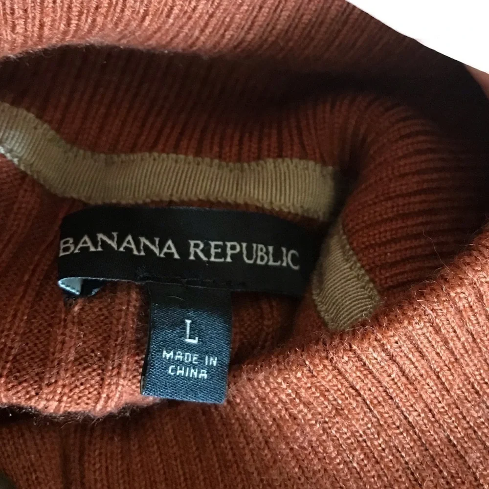 Banana Republic Rust Brown Merino Wool Blend Sweater